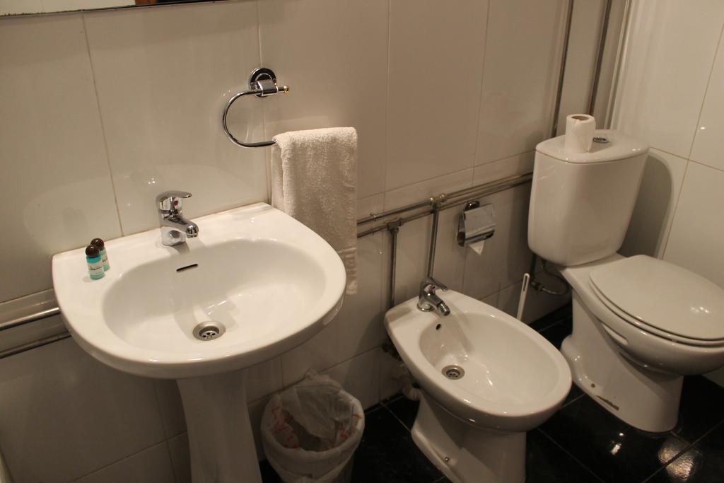 Hostel Avenida Коимбра Экстерьер фото
