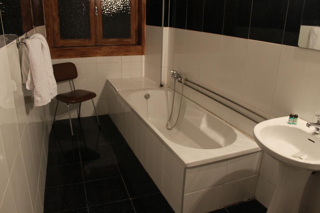 Hostel Avenida Коимбра Экстерьер фото