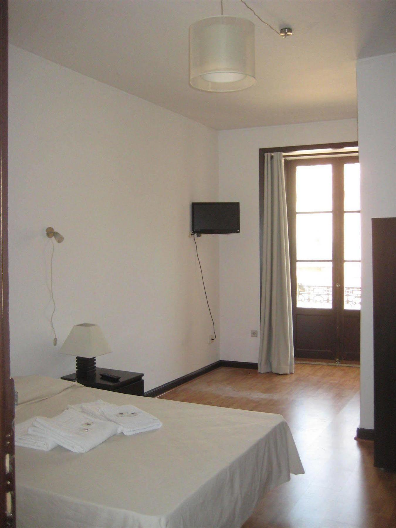 Hostel Avenida Коимбра Экстерьер фото