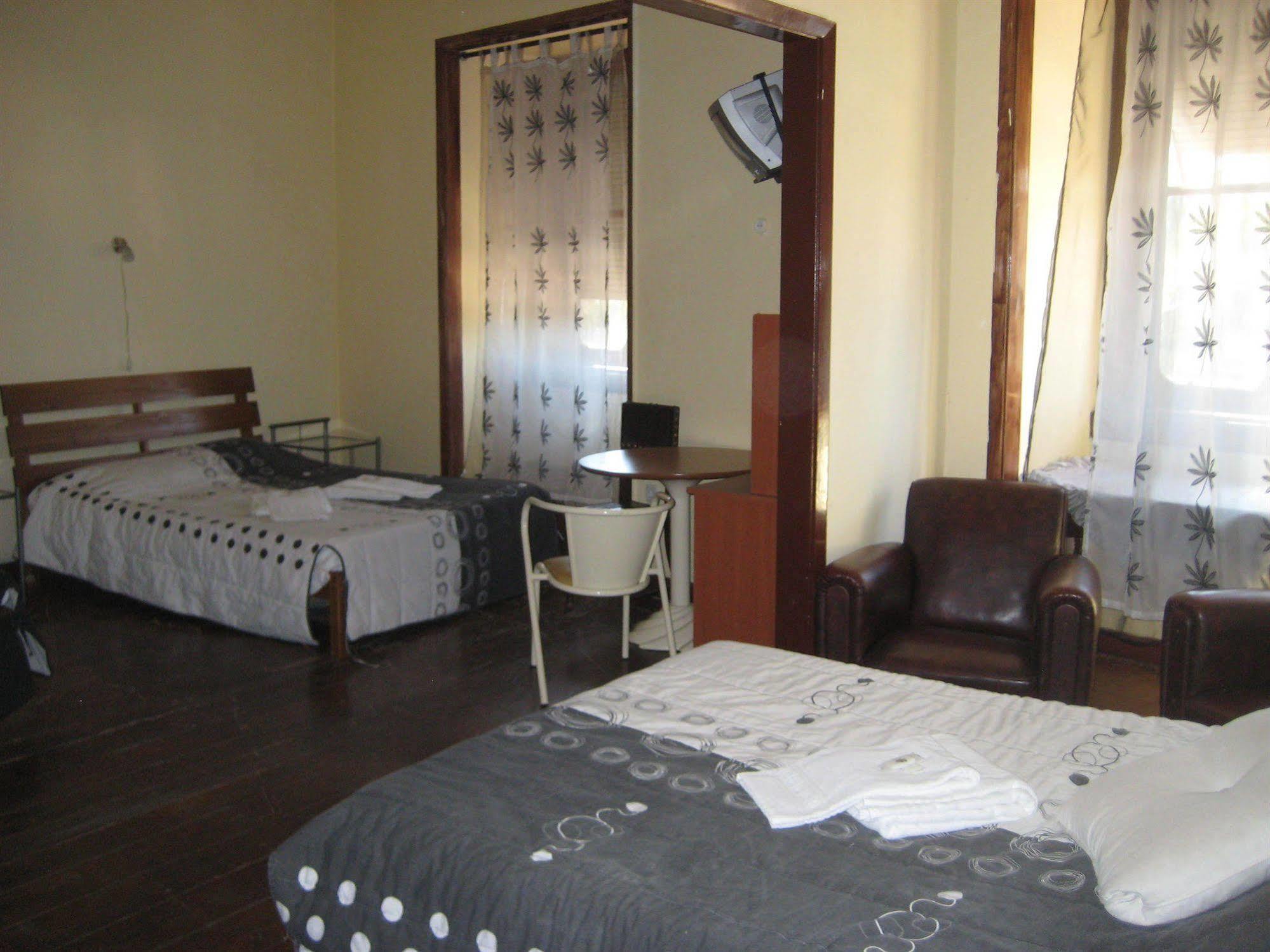 Hostel Avenida Коимбра Экстерьер фото