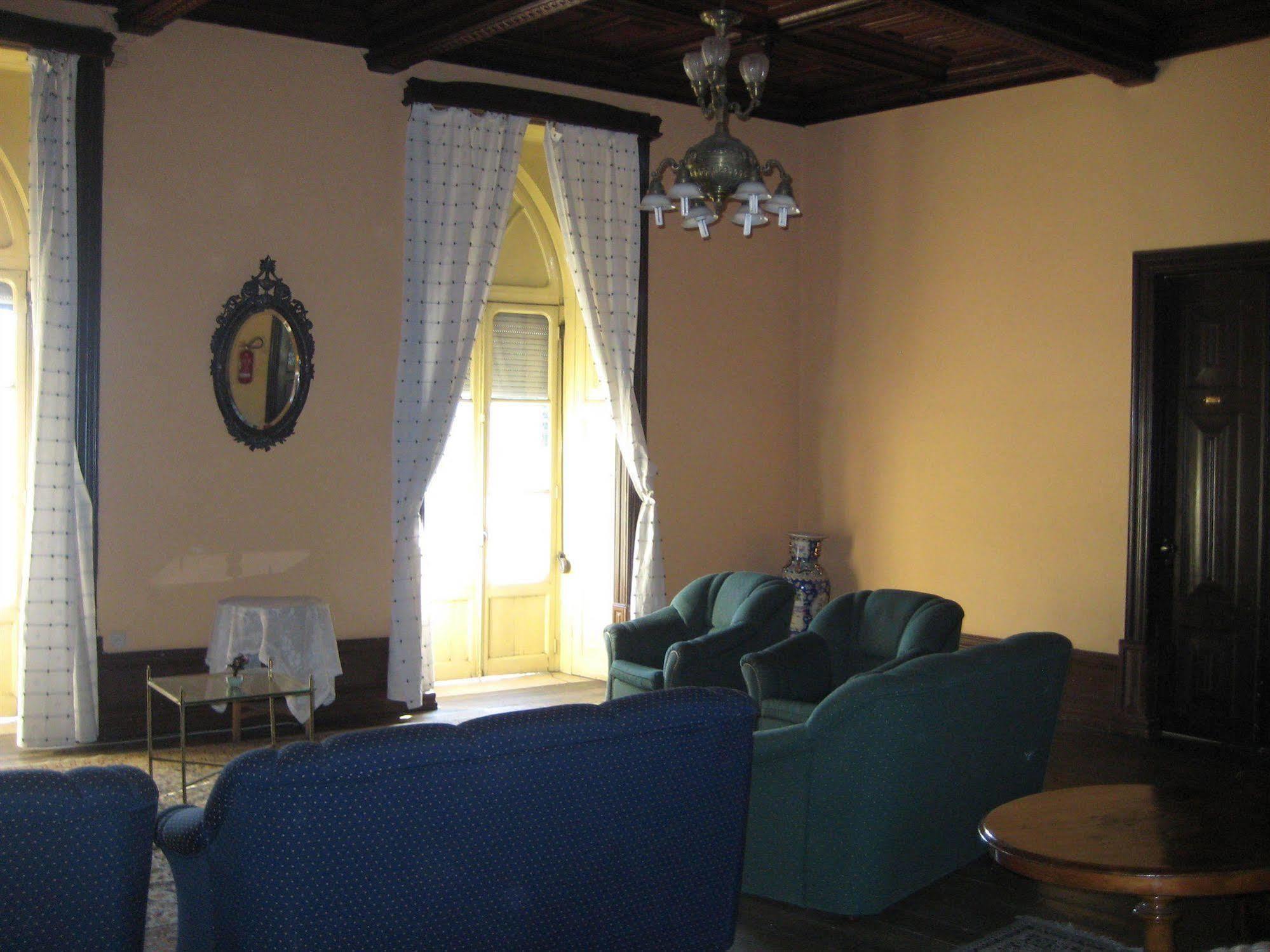 Hostel Avenida Коимбра Экстерьер фото